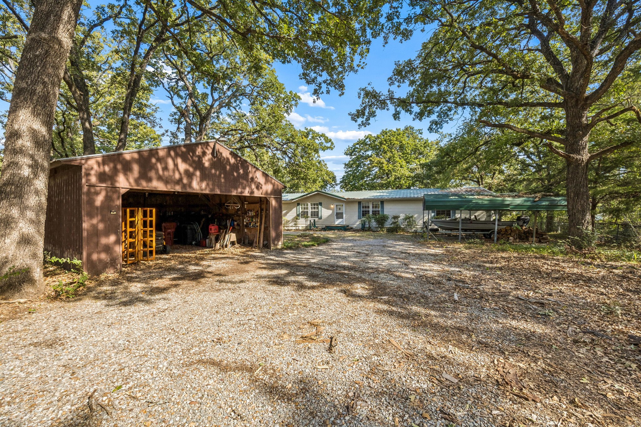 7018 Post Oak Drive — photo