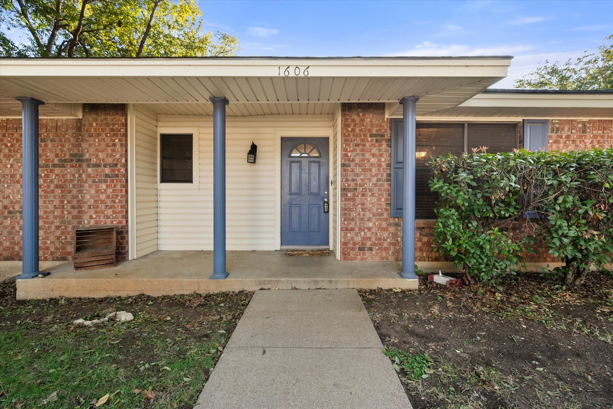 1606 Ridge Court — photo