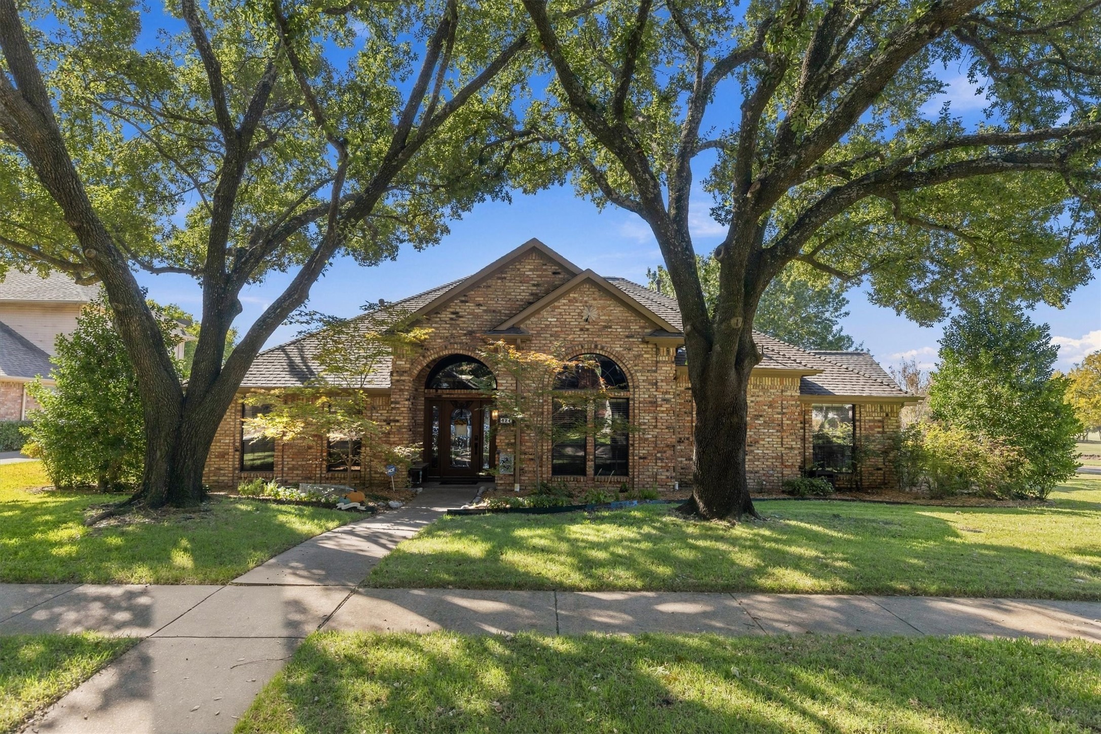 824 Parkhaven Drive — photo