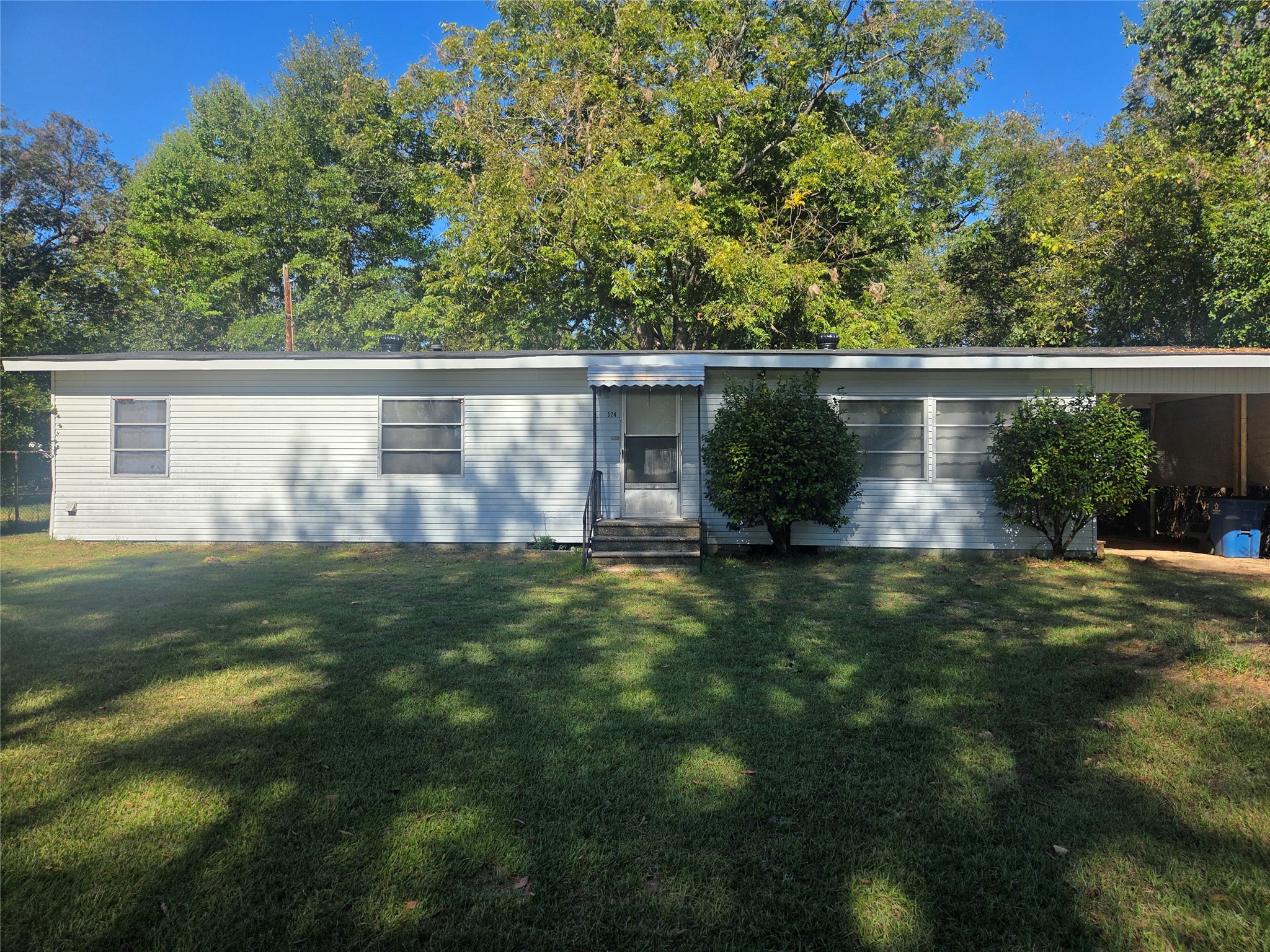 324 W Birch Avenue — photo