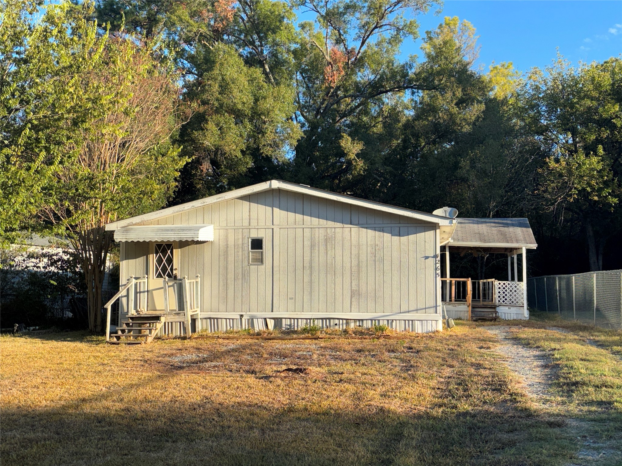 265 Crestwood Circle — photo