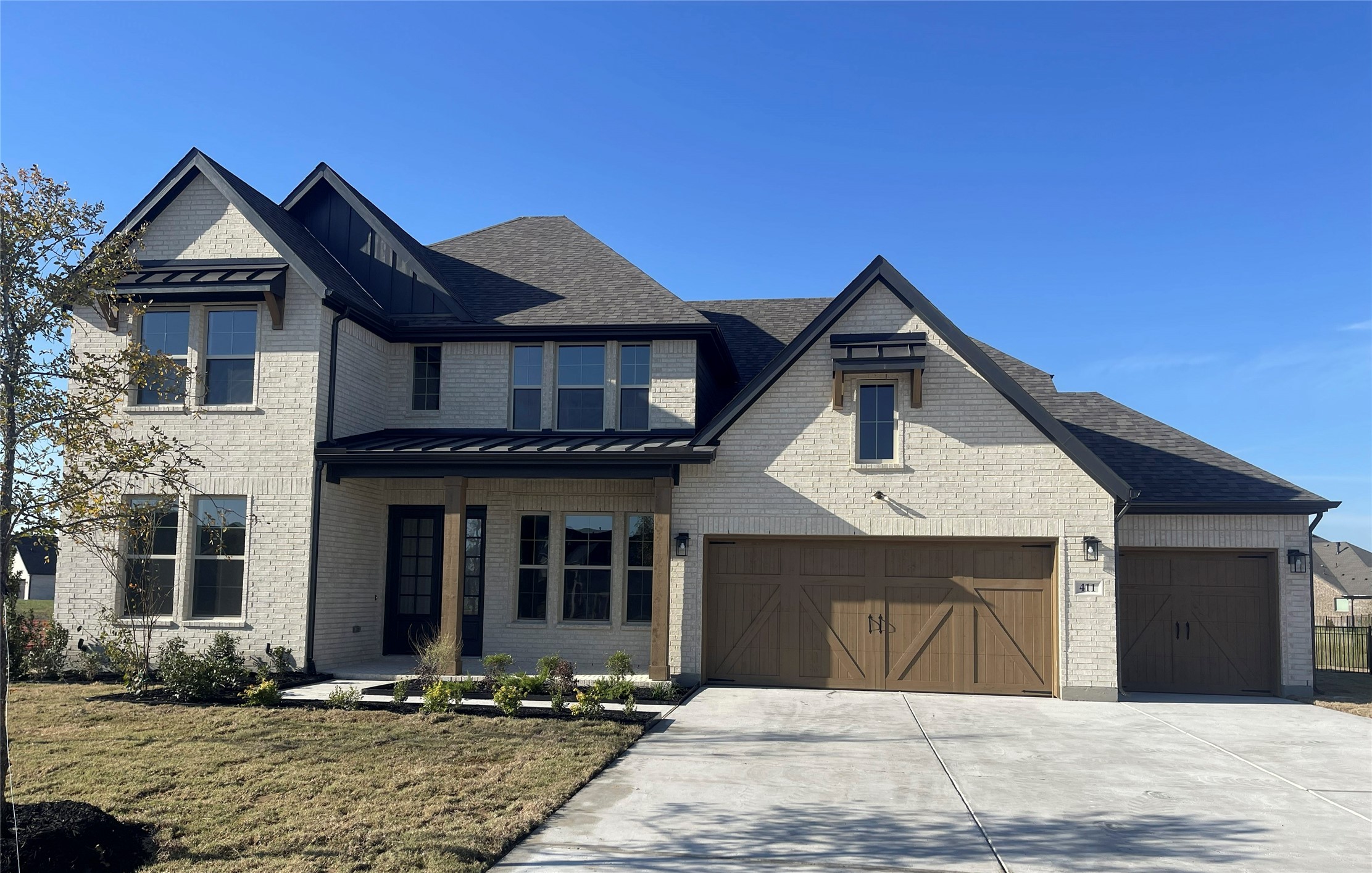 411 Aqua Court — photo