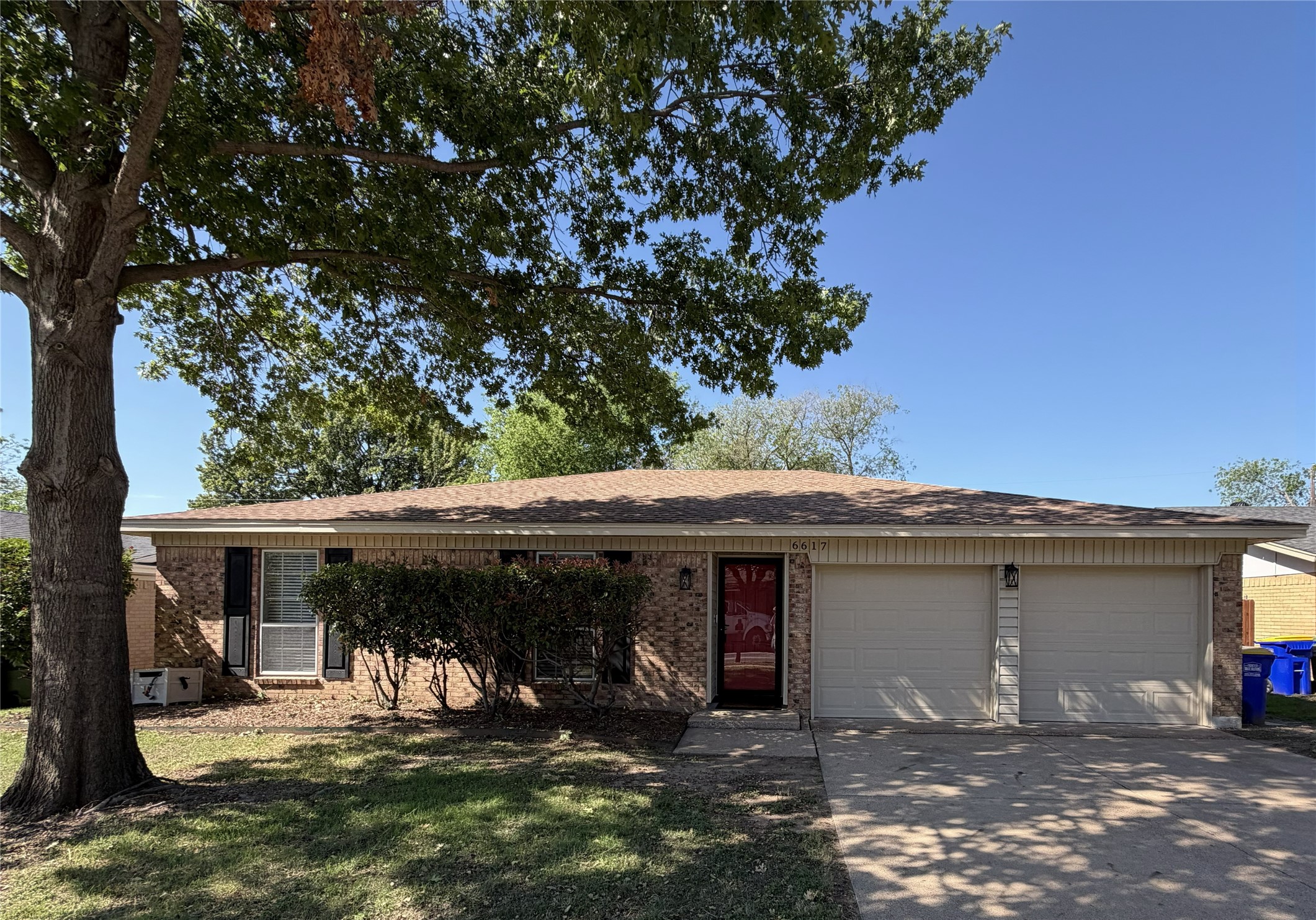 6617 Wooddale Drive — photo