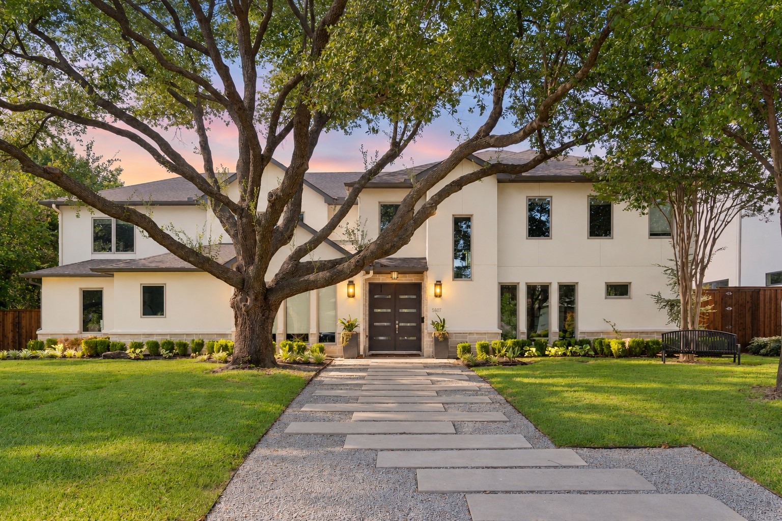 5517 Charlestown Drive — photo