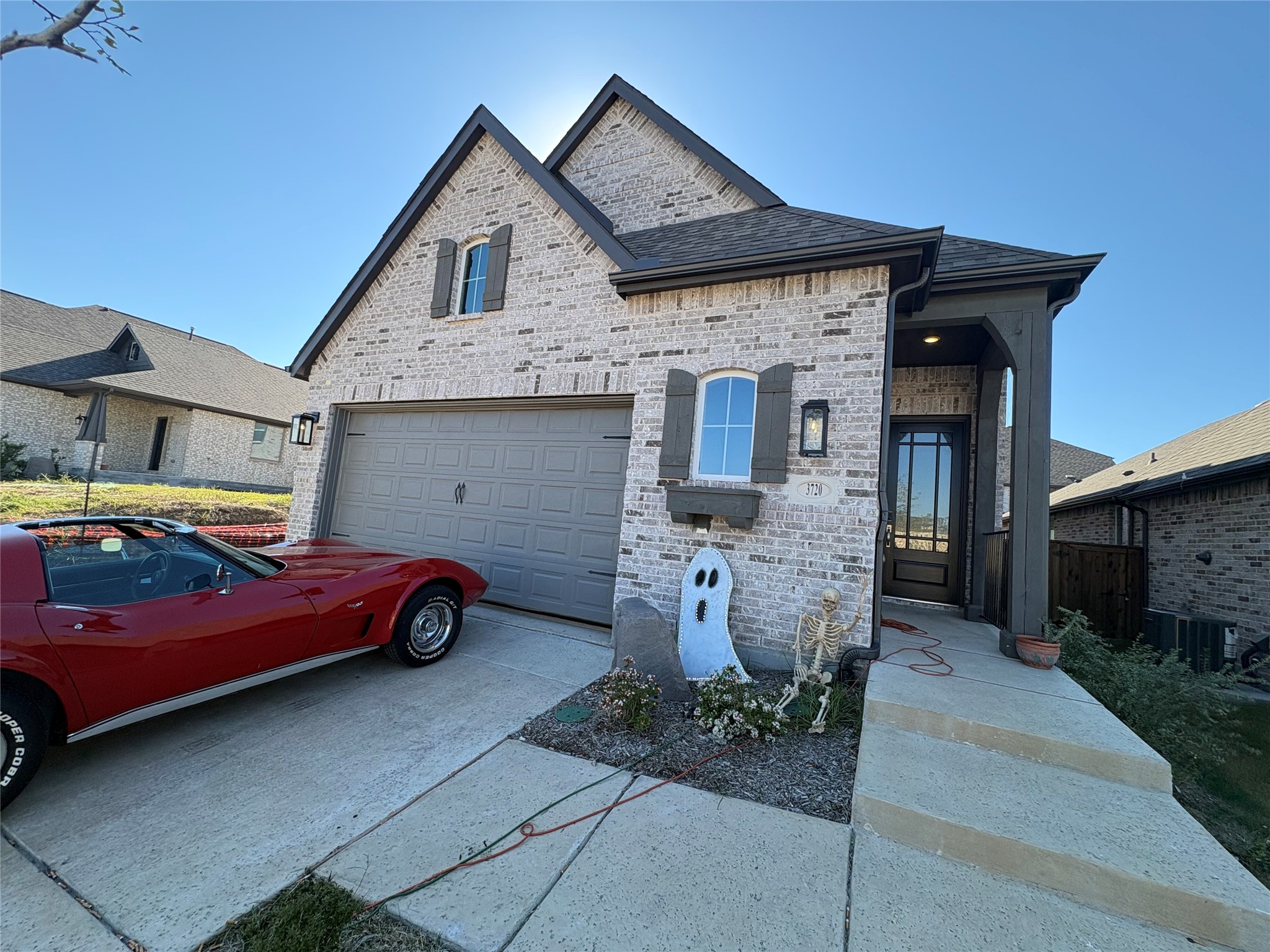 3720 Aqua Lane — photo