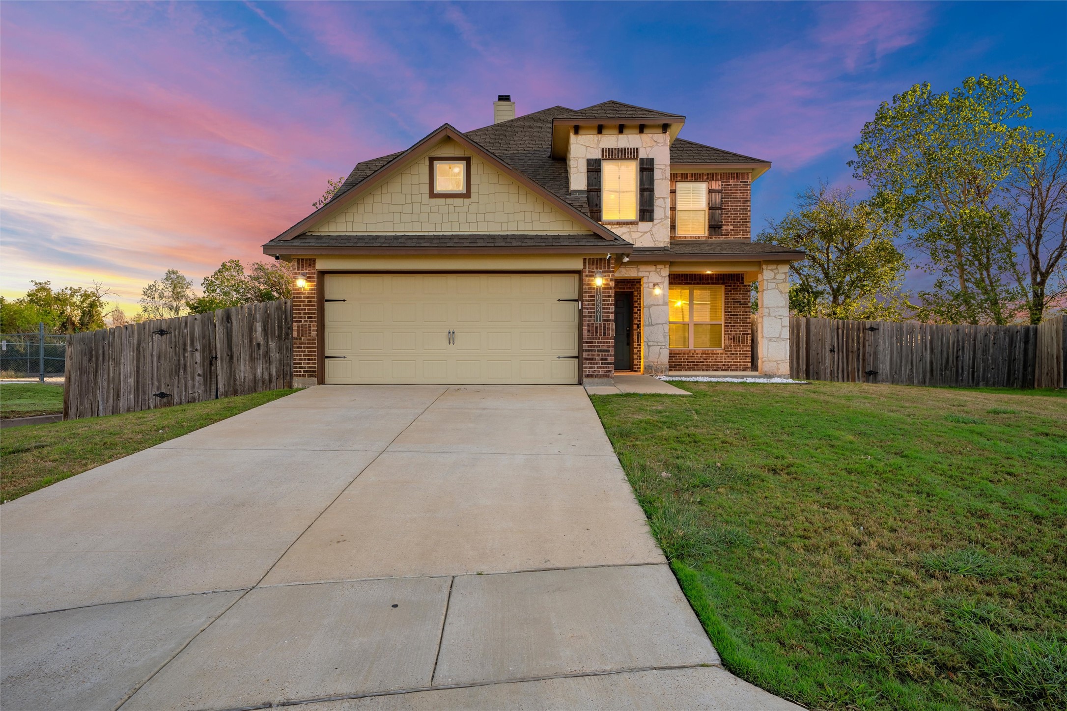 10521 Arabella Lane — photo