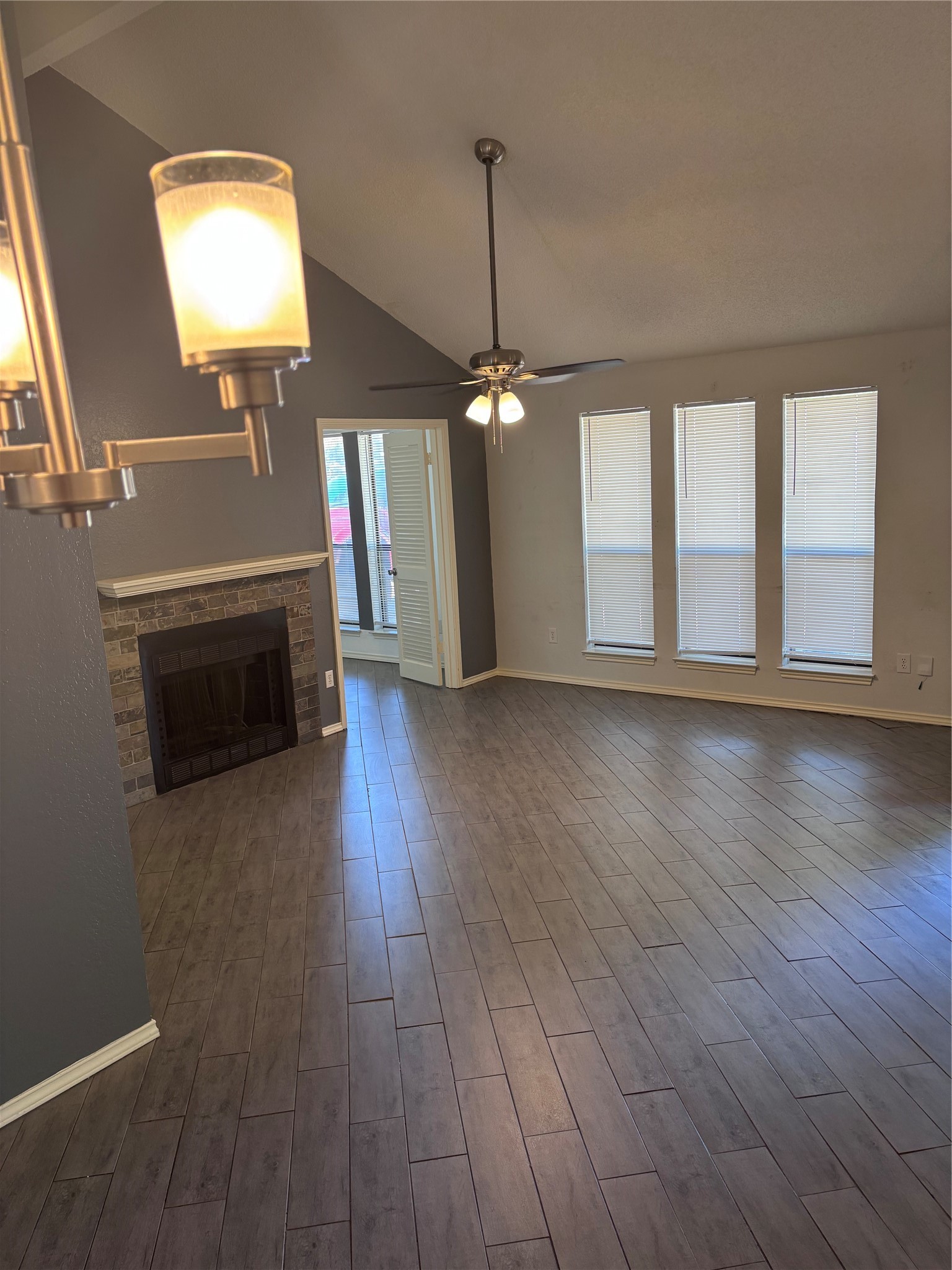 111 Glade Shadow Drive, Euless, TX 76039 — photo 3