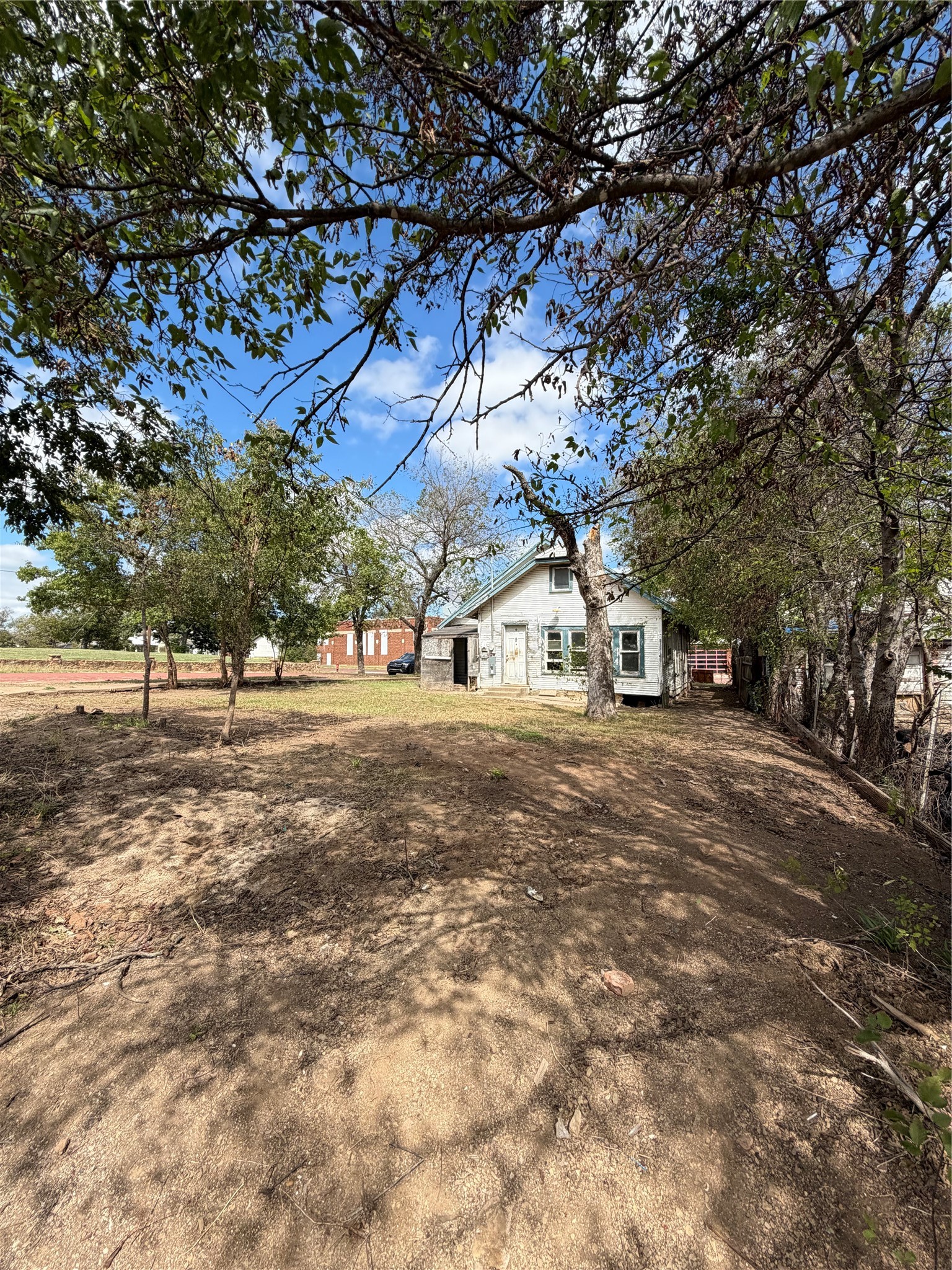 325 Pine Street, Ranger, TX 76470 — photo 3