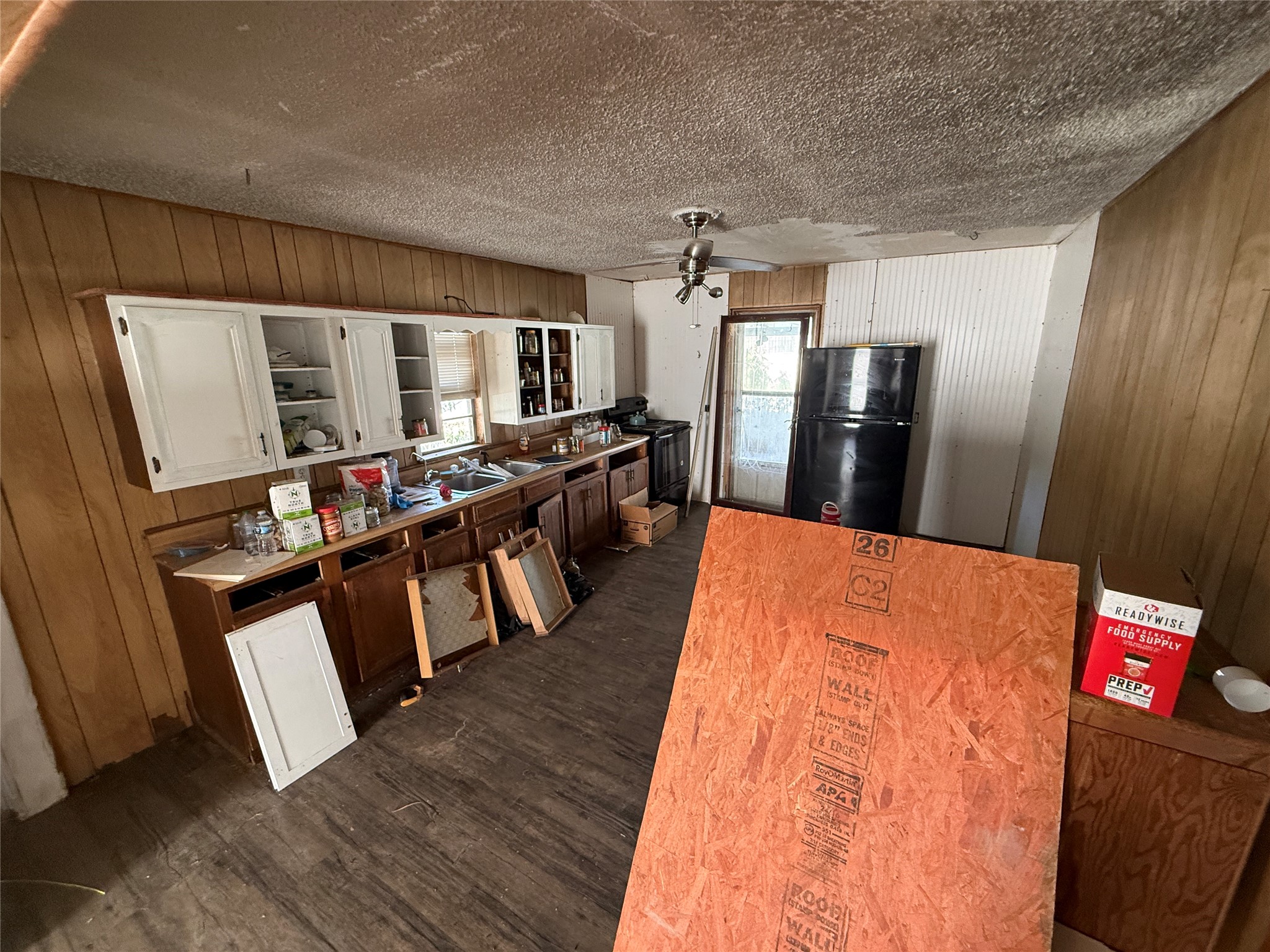 1201 CR 463 — photo