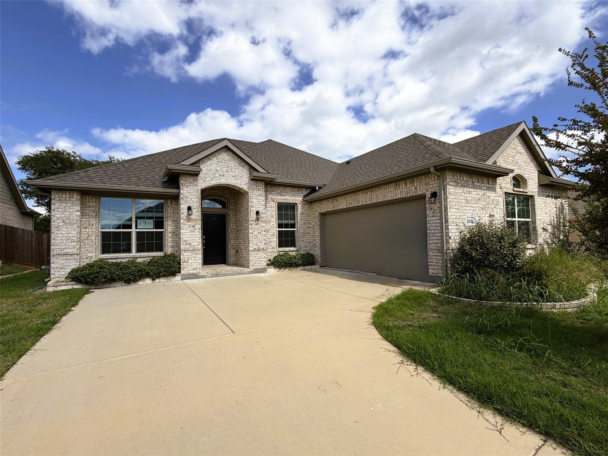 3728 Walnut Ridge Drive — photo