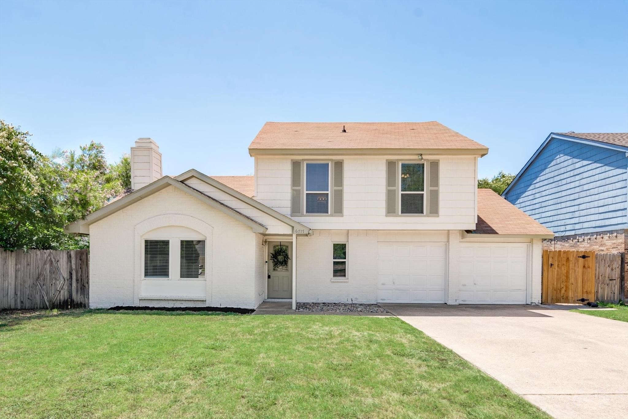 6717 Oriole Court — photo