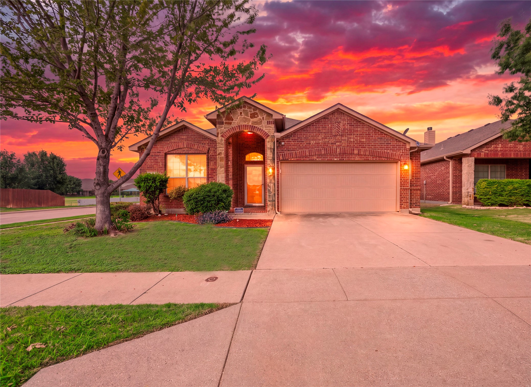 10901 Hawks Landing Road — photo