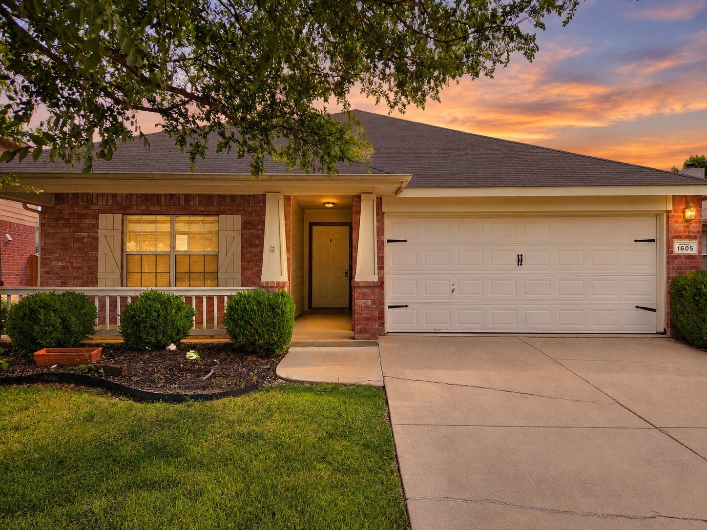 1605 Cardinal Way — photo