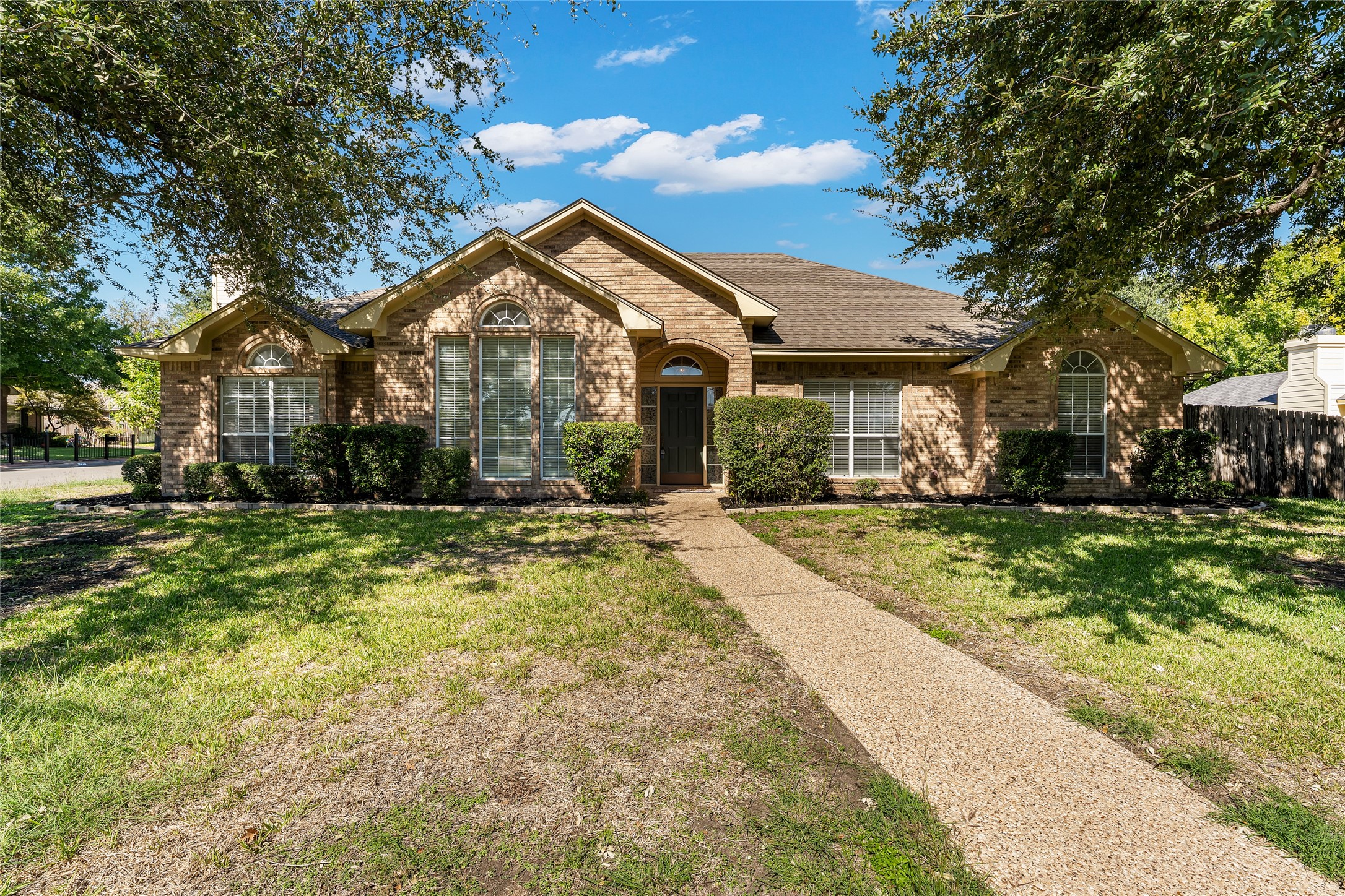 1331 Western Ridge Drive — photo