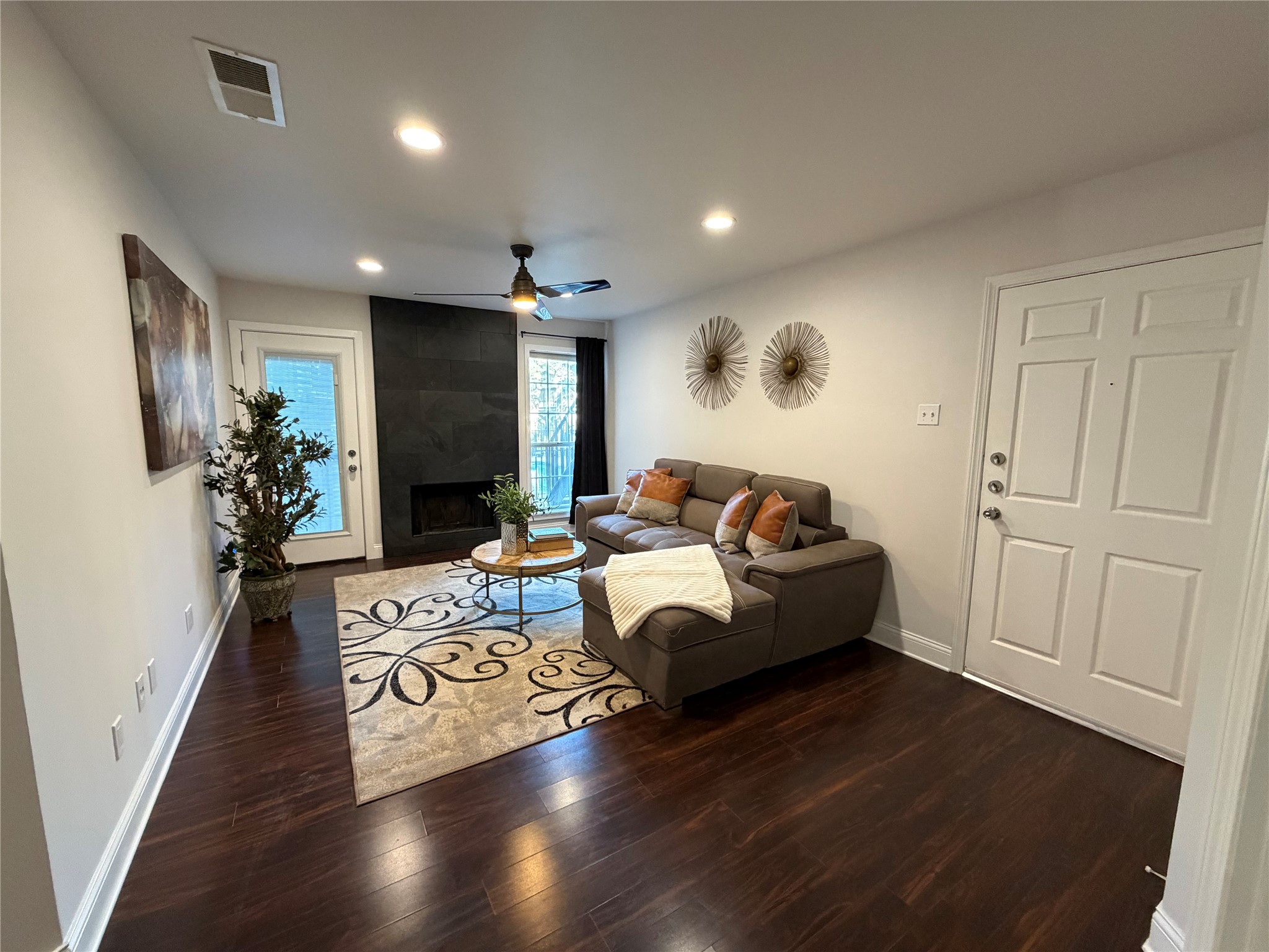18333 Roehampton Drive Unit 617 — photo