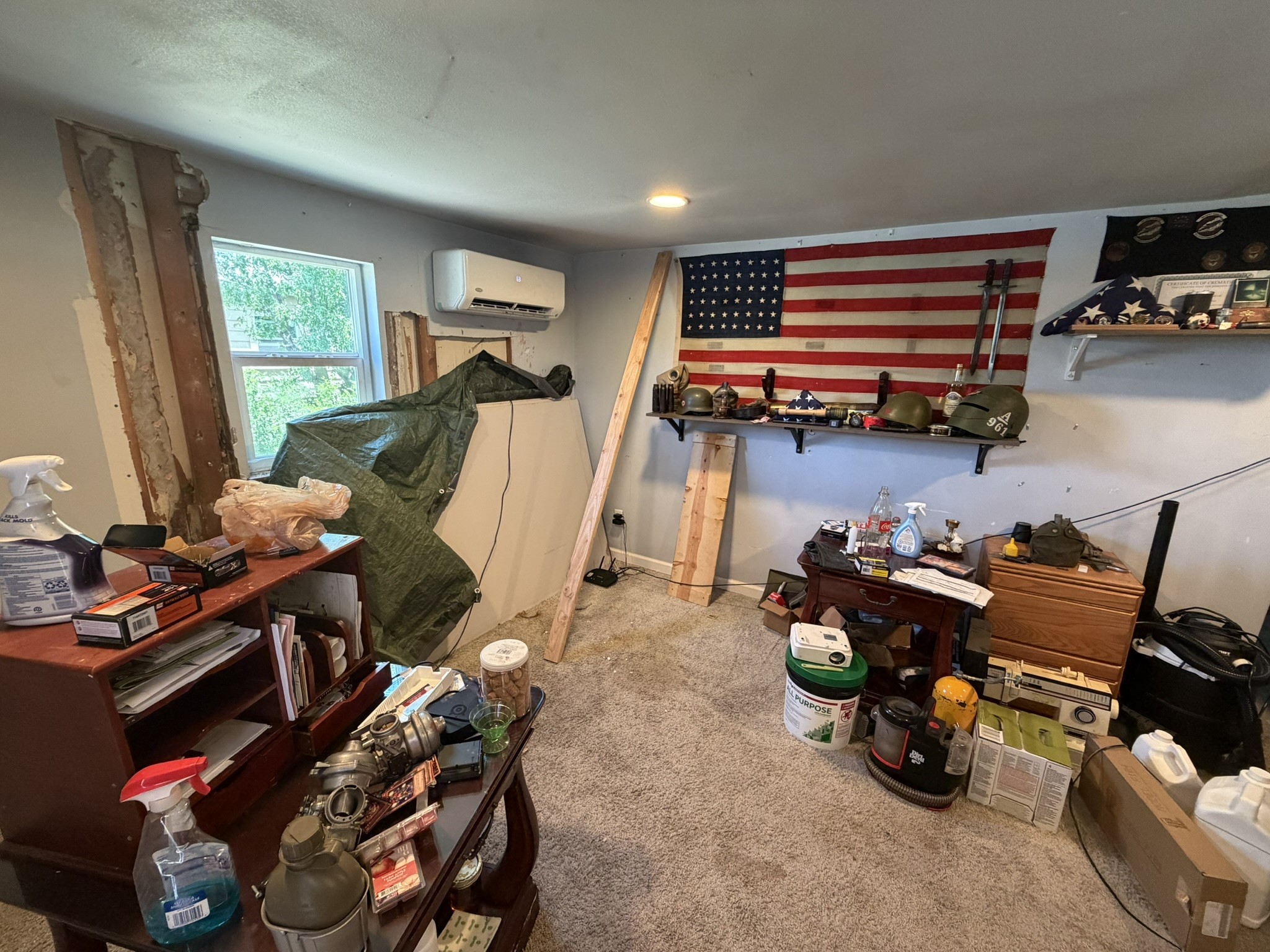 2101 Victoria Street — photo