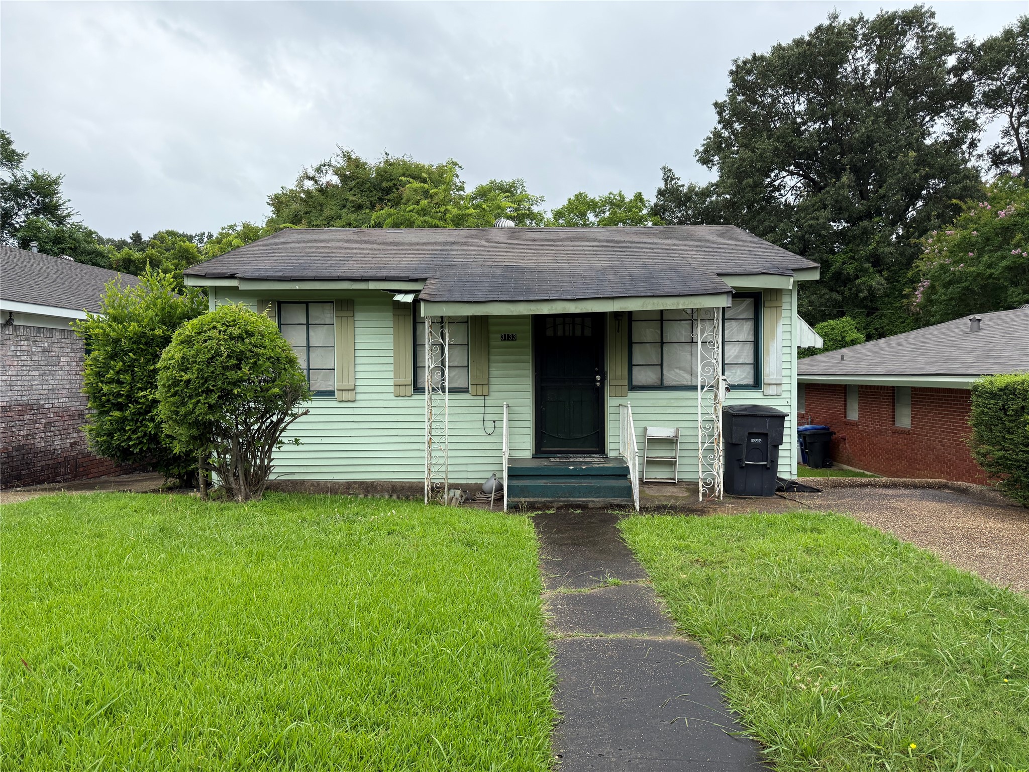 3133 Looney Street — photo