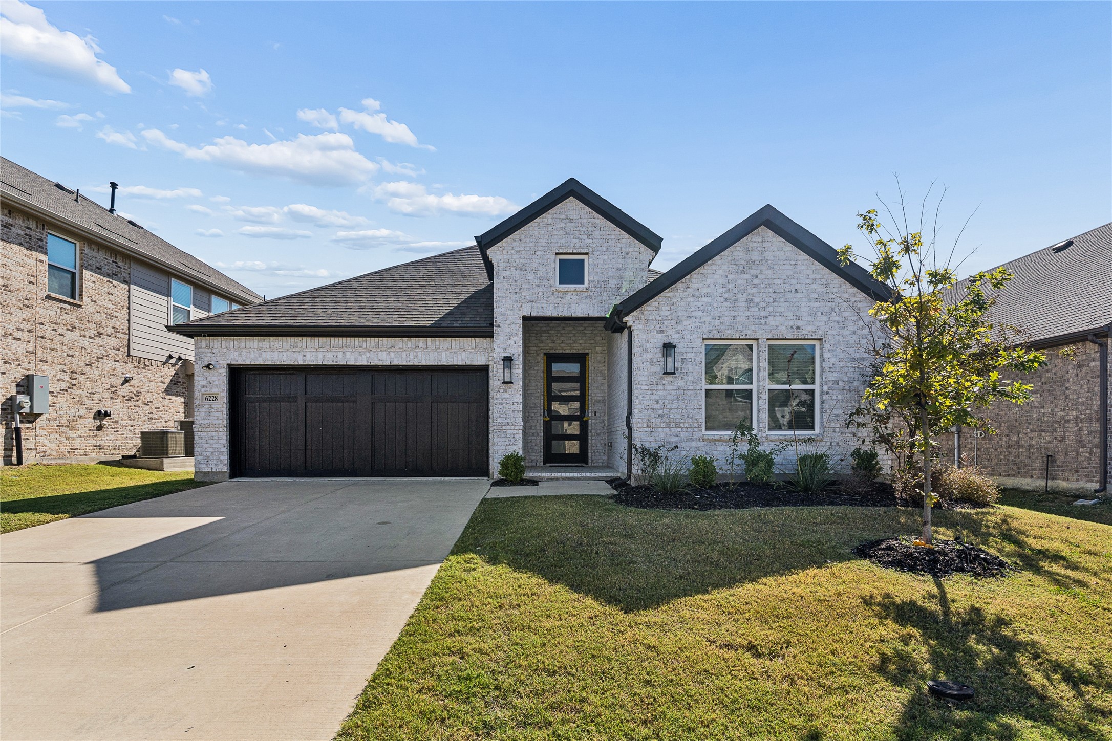 6228 White Creek Drive — photo