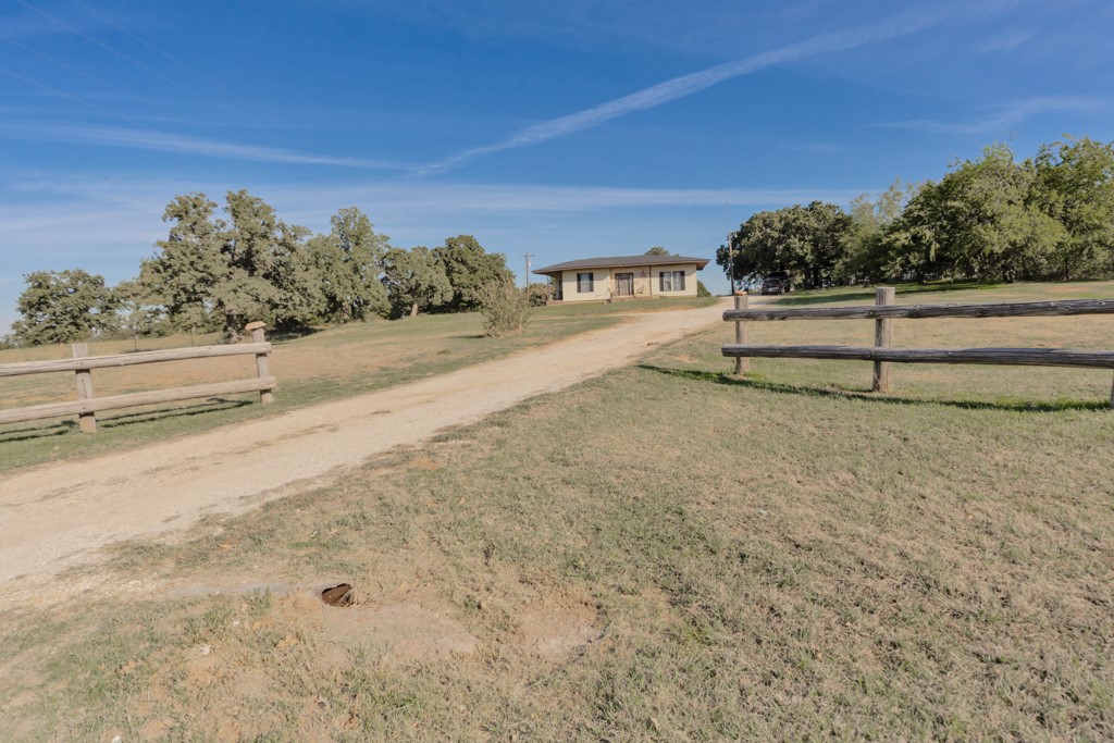 335 Chaparral Road — photo