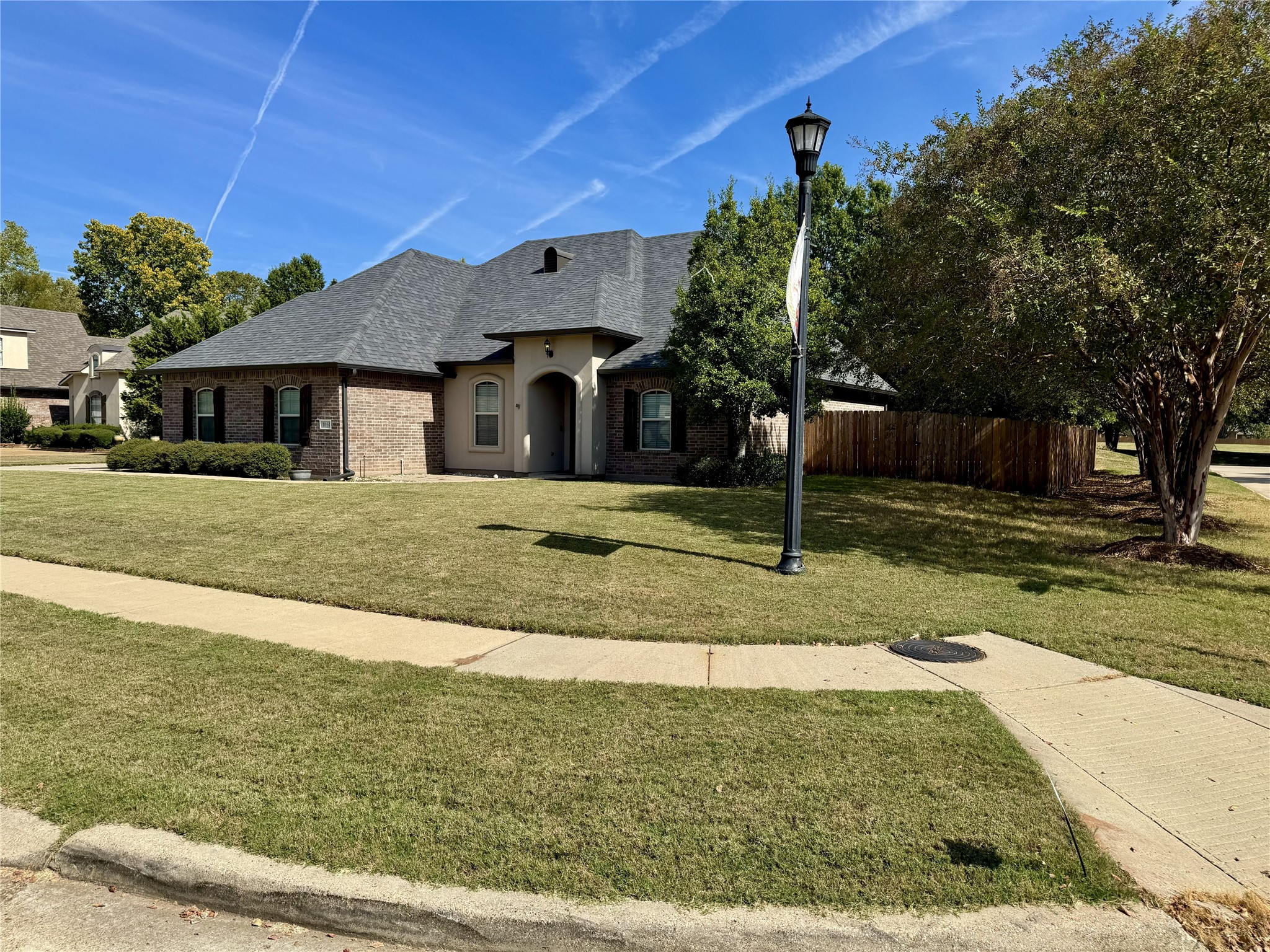 1061 Spanish Moss Circle — photo