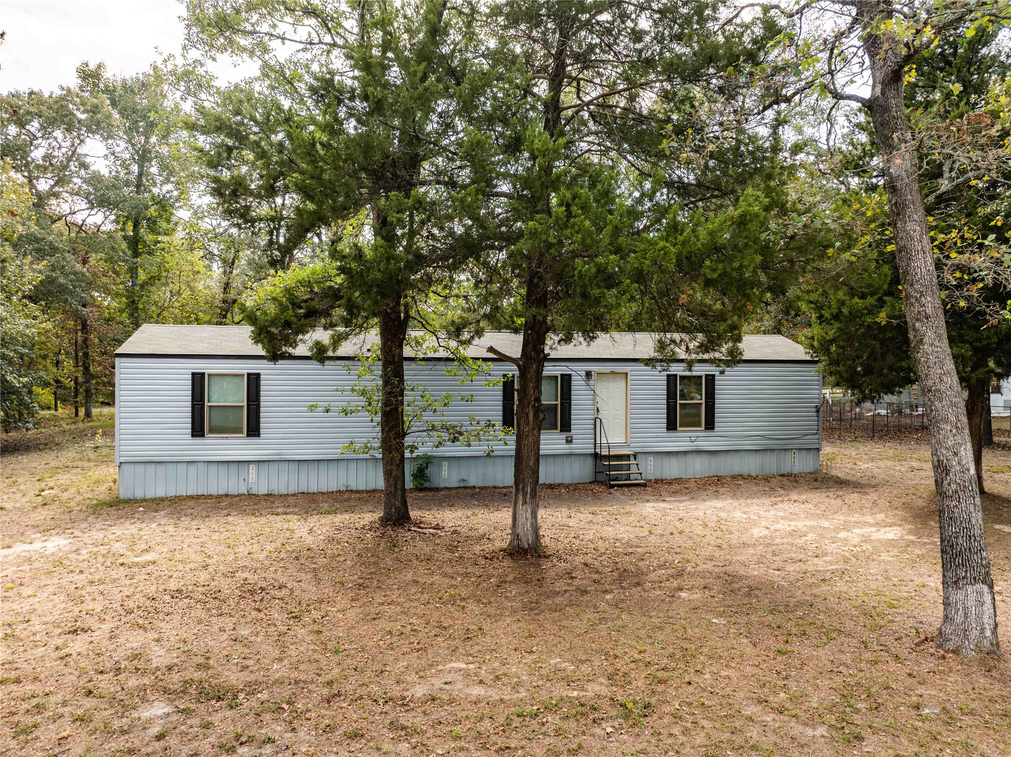 180 E Willow Lane, Murchison, TX 75778