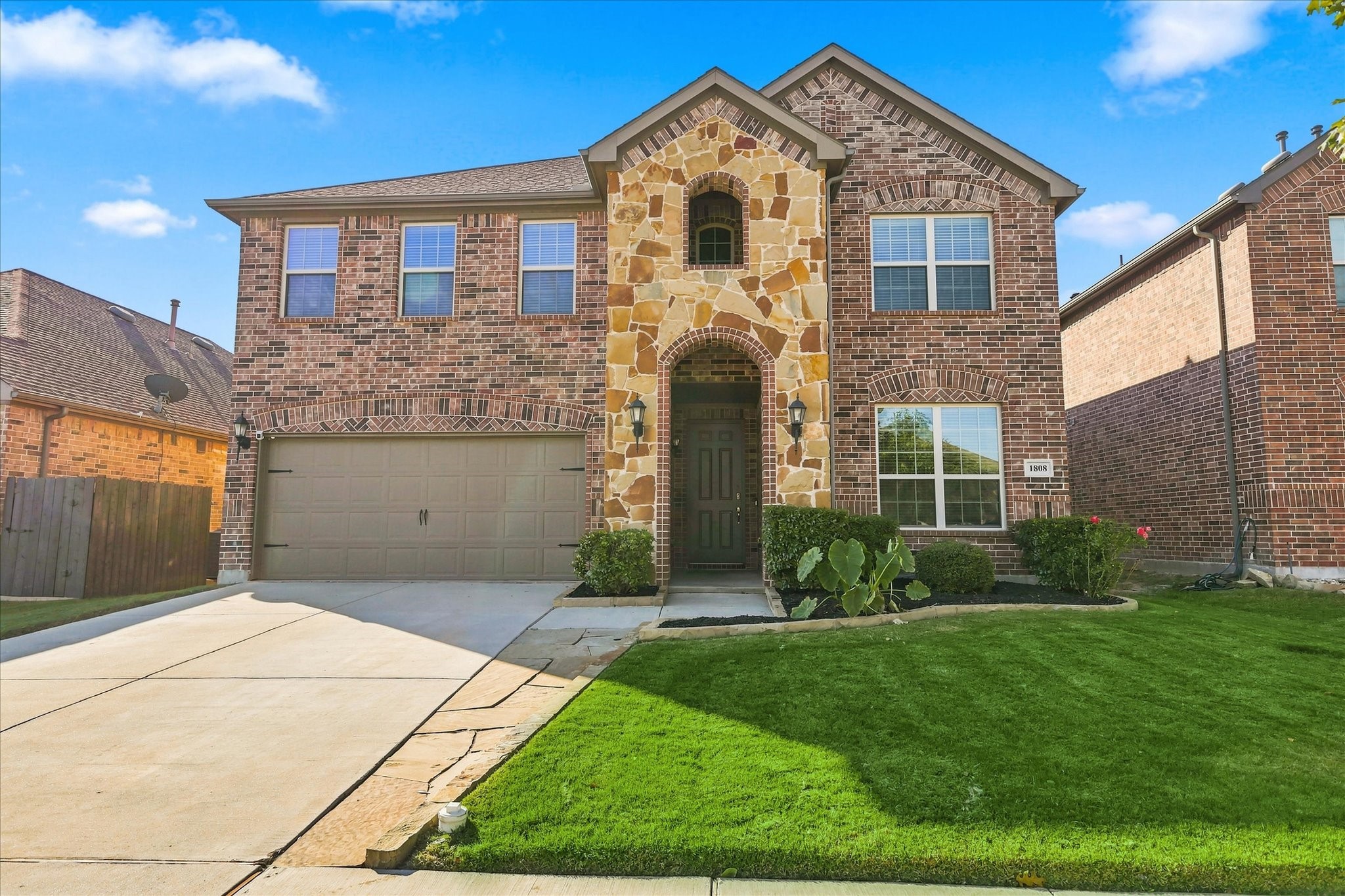 1808 Alton Way — photo