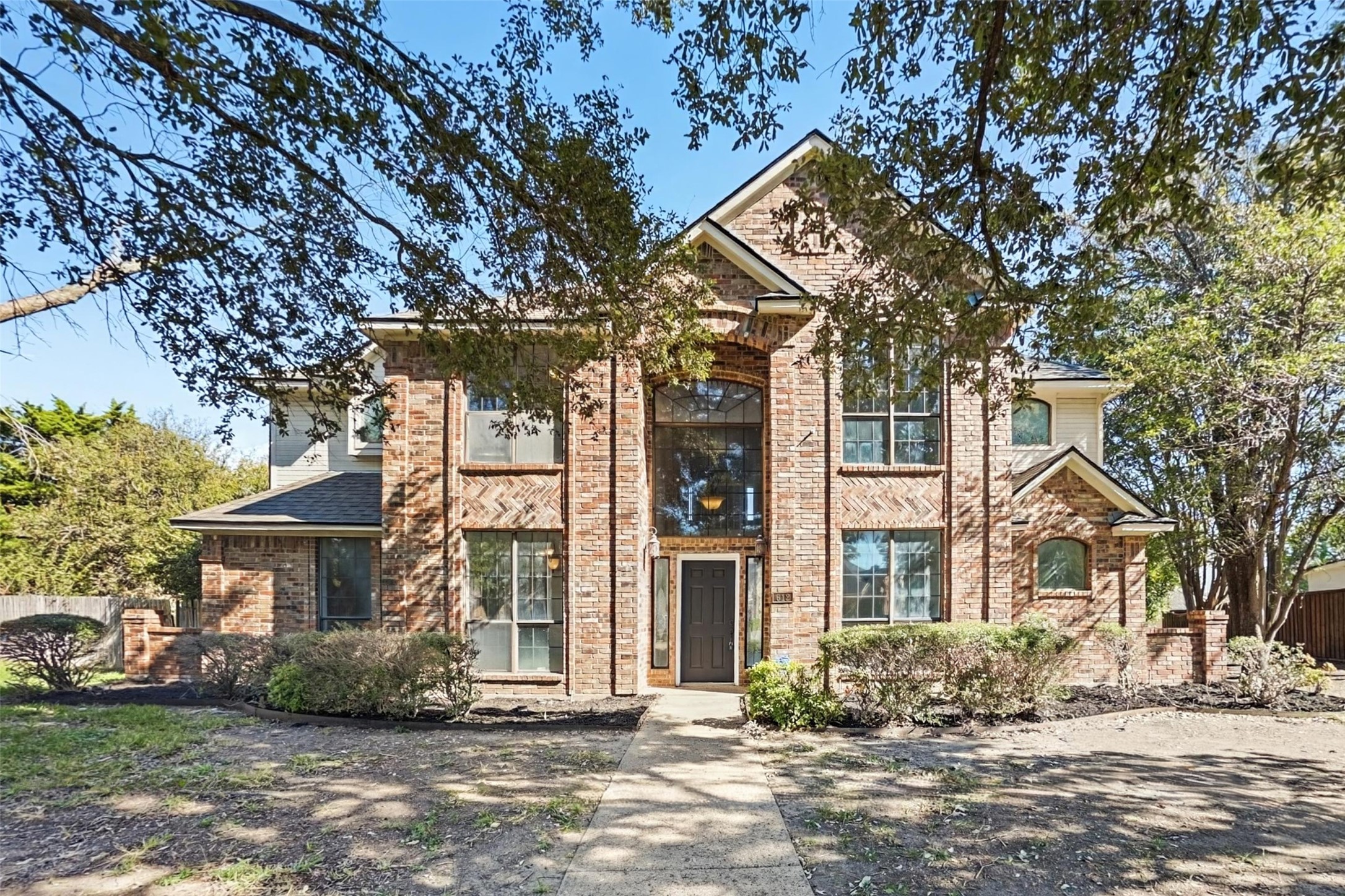 612 N Silver Creek Circle — photo