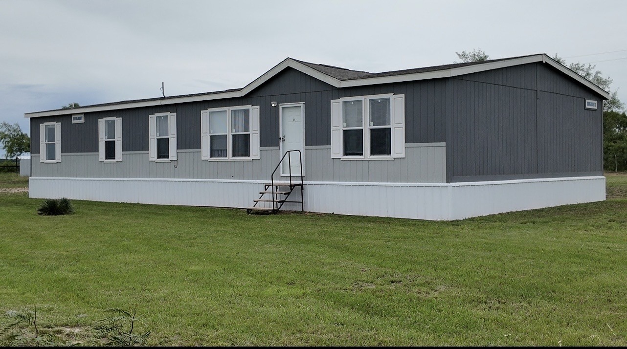 2315 CR 472 — photo
