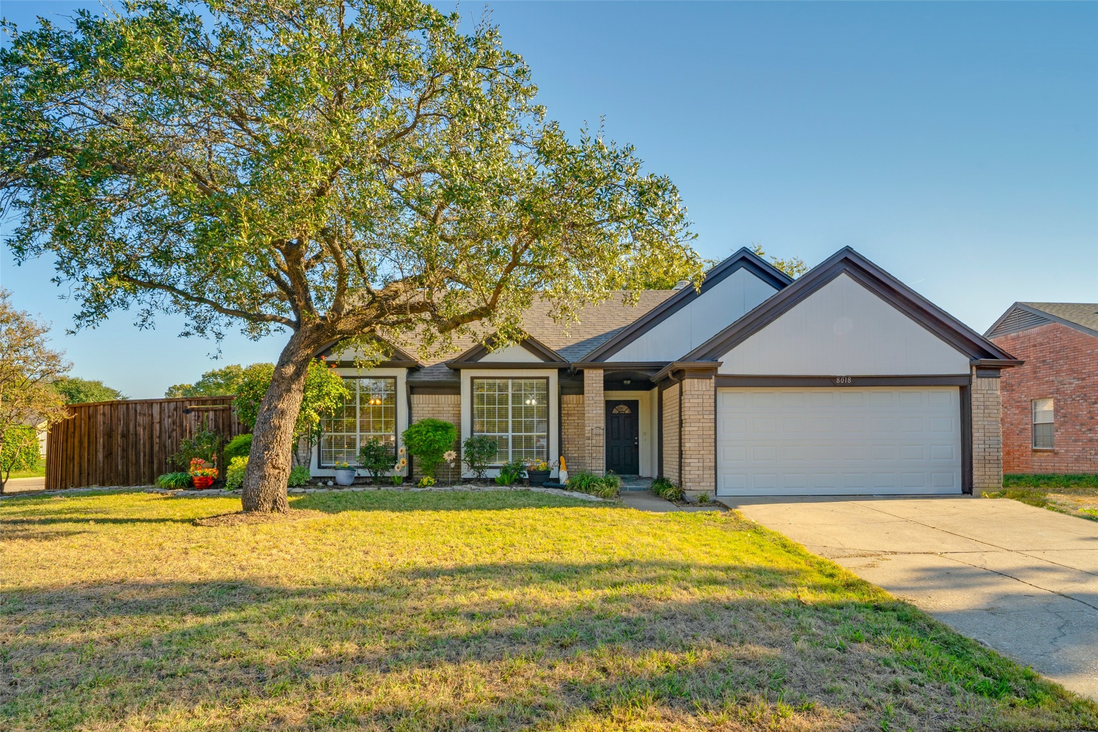 8018 Spinnaker Cove — photo