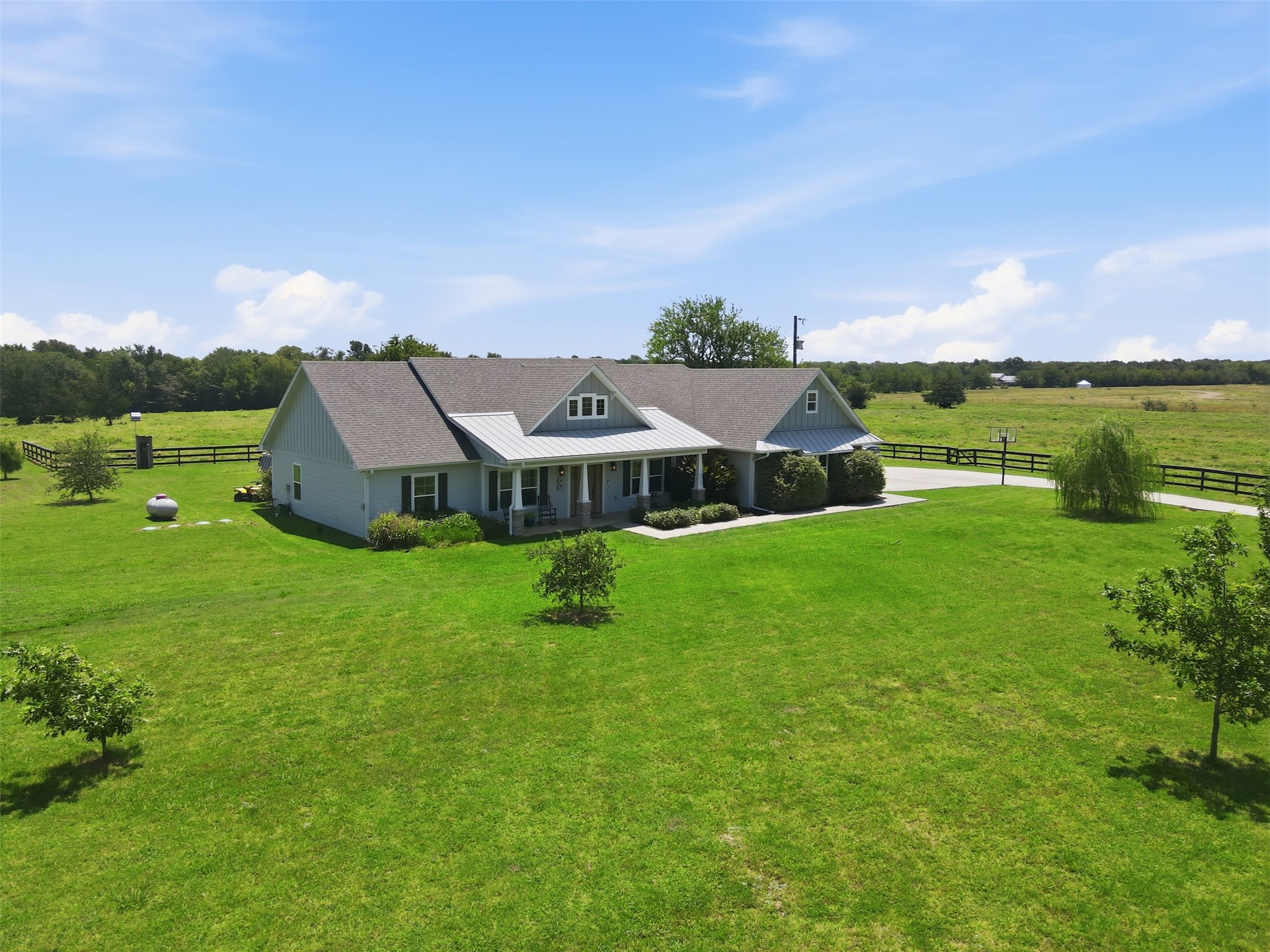3344 County Road 3512 — photo