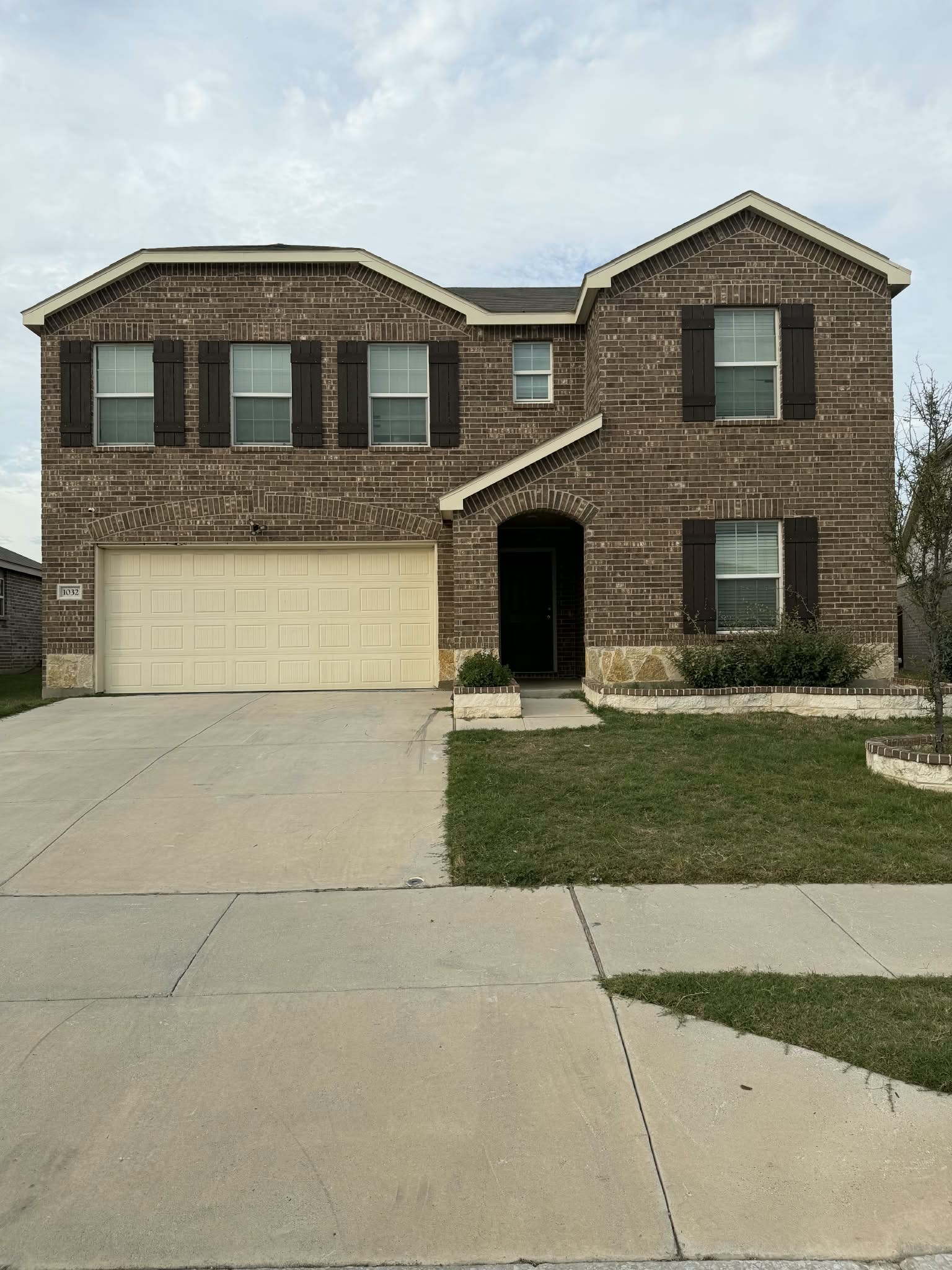 1032 Knightly Lane — photo