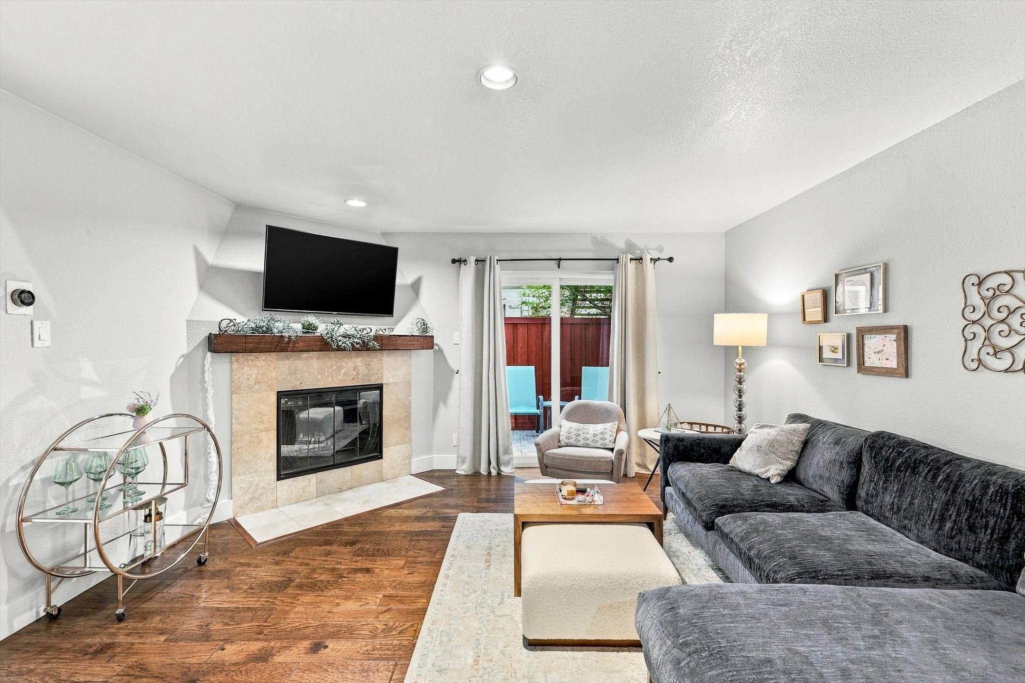 4777 Cedar Springs Road Unit 9K — photo