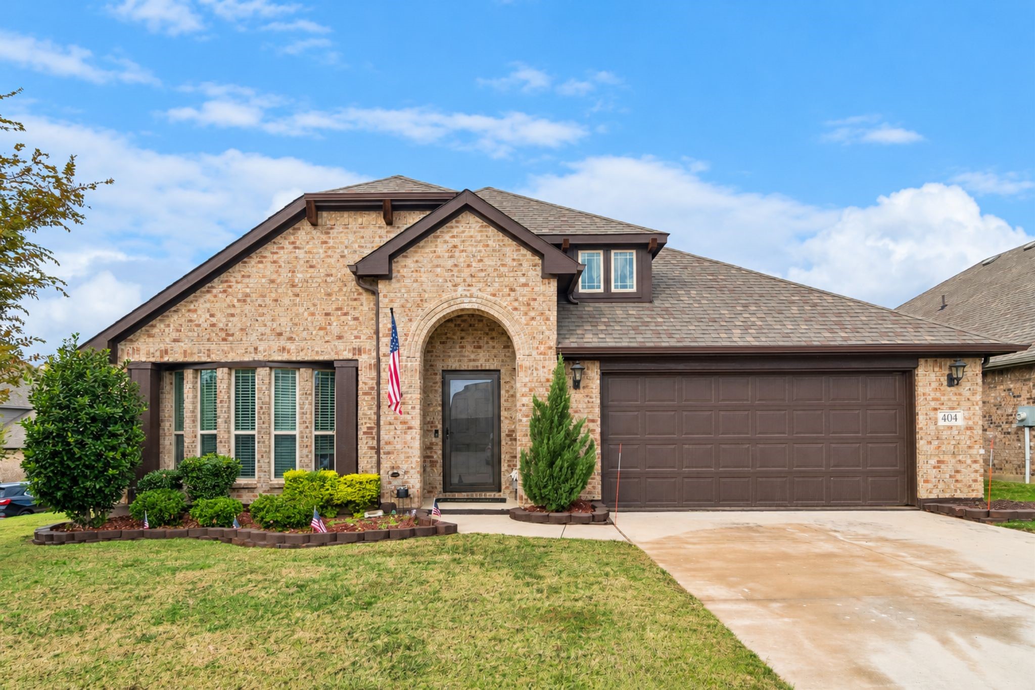 404 Moss Cove Drive — photo
