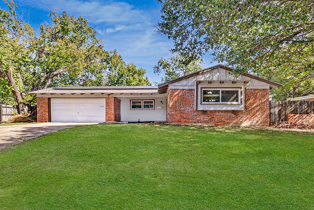 3113 Chisholm Trail — photo