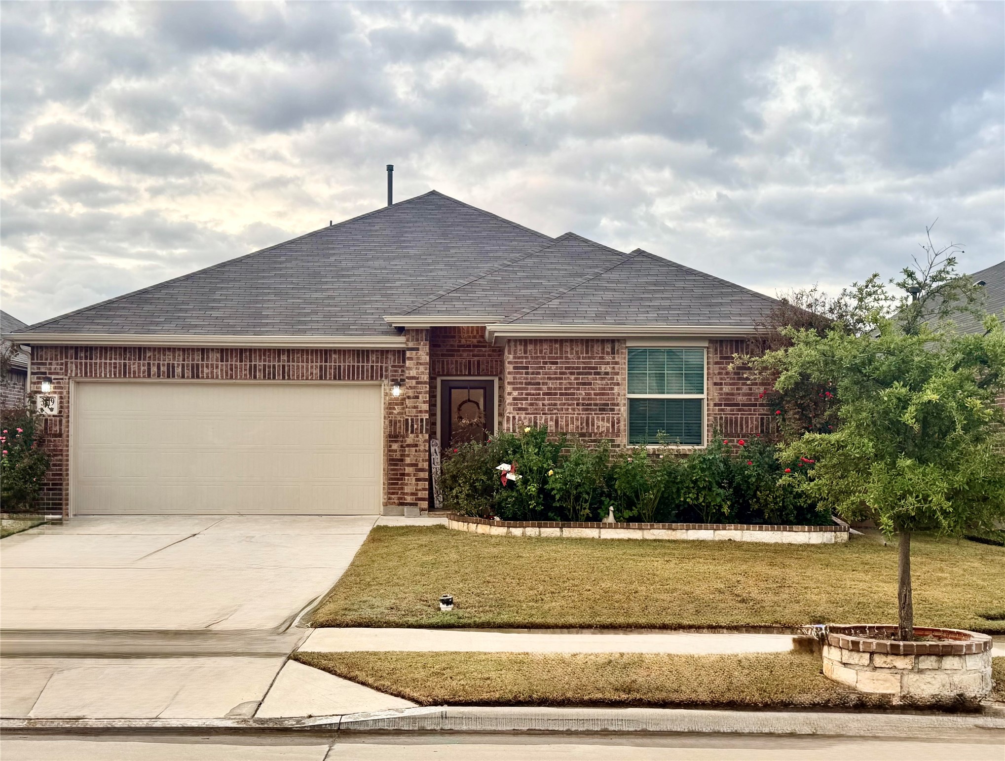 3119 Kirby Lane — photo
