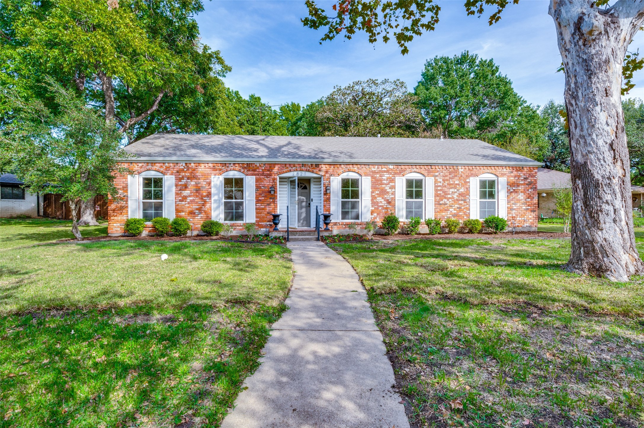 2821 Millwood Drive — photo