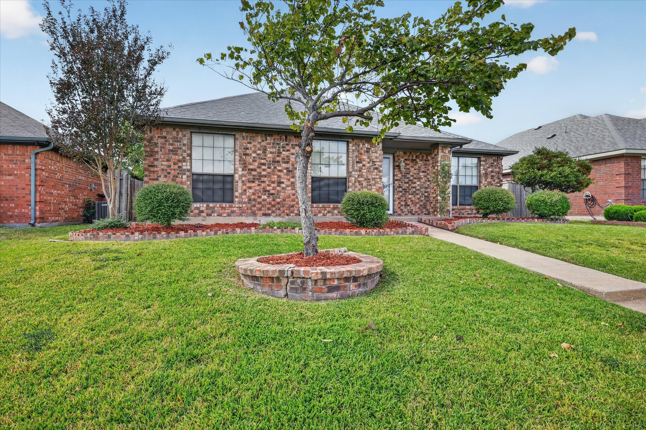 7205 Teal Drive — photo