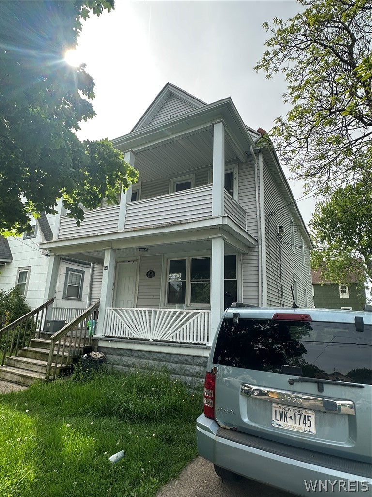 64 Wyandotte Avenue — photo
