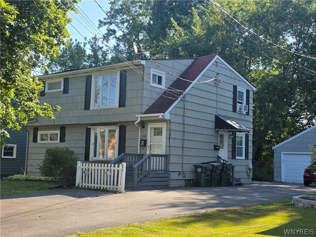 244 Evans Street — photo