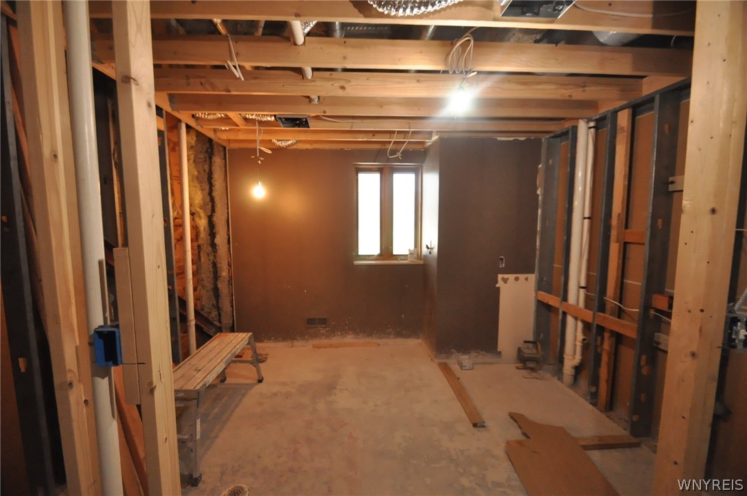 40 Waterfront Circle — photo