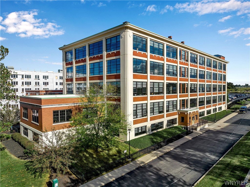 2917 Main Street Unit G04 — photo