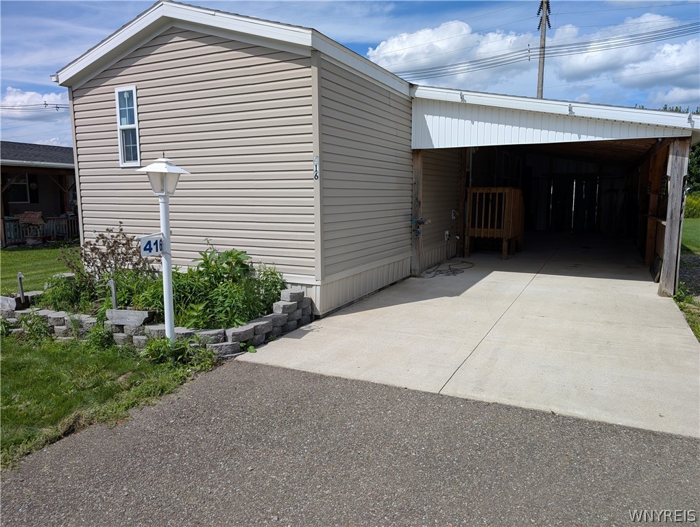 416 Carter Lane — photo