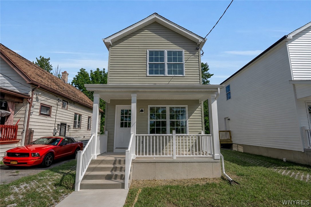 762 East Amherst Street — photo