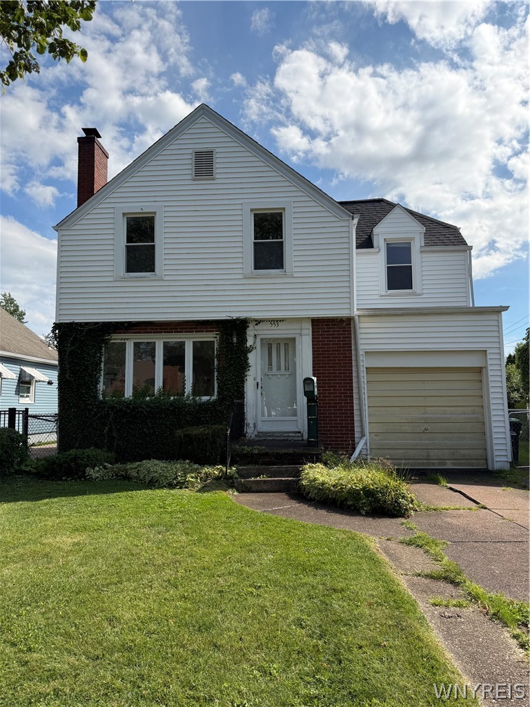553 Woodland Drive — photo