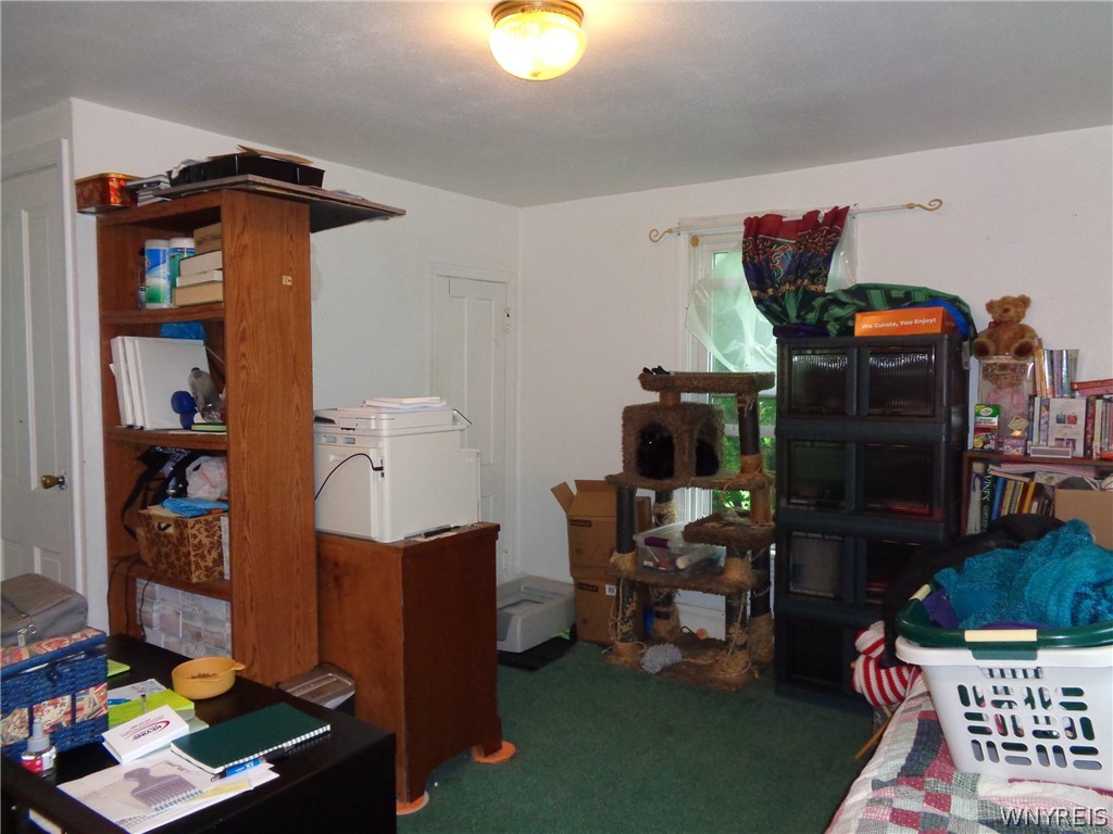 429 East Oak Orchard Street — photo