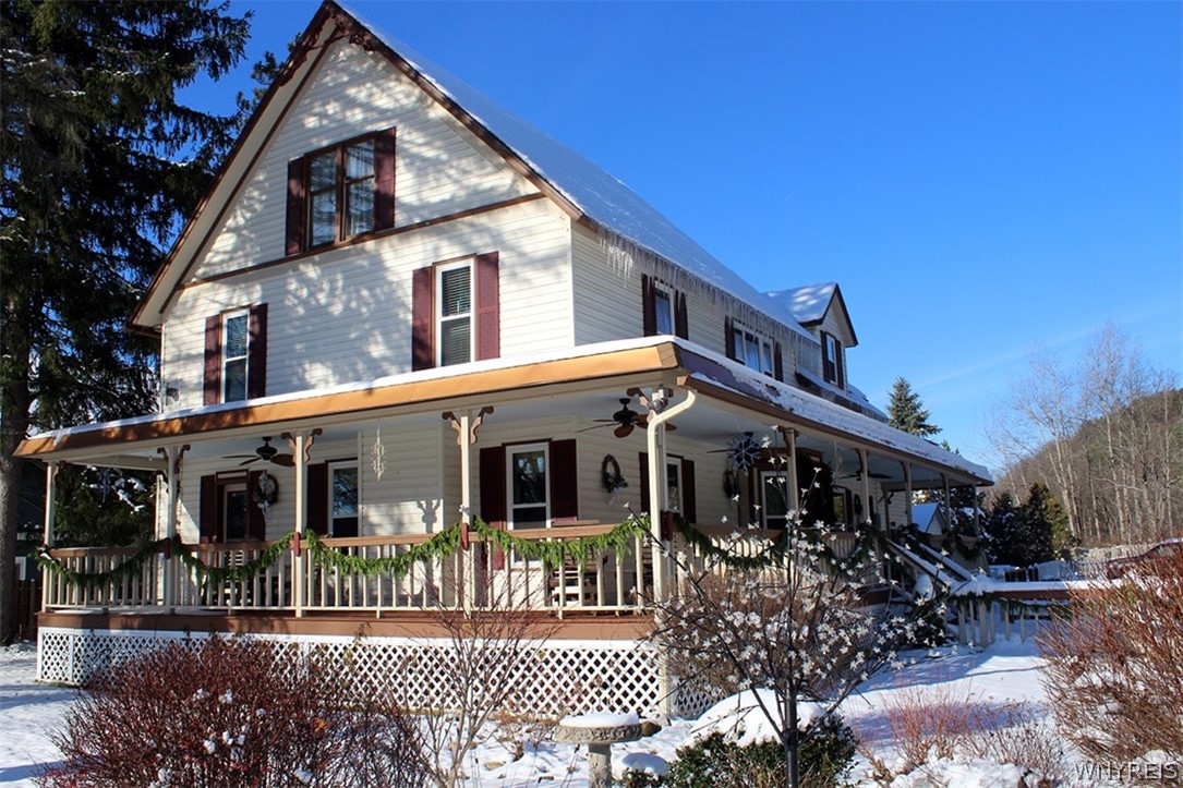 6416 Route 242 East — photo