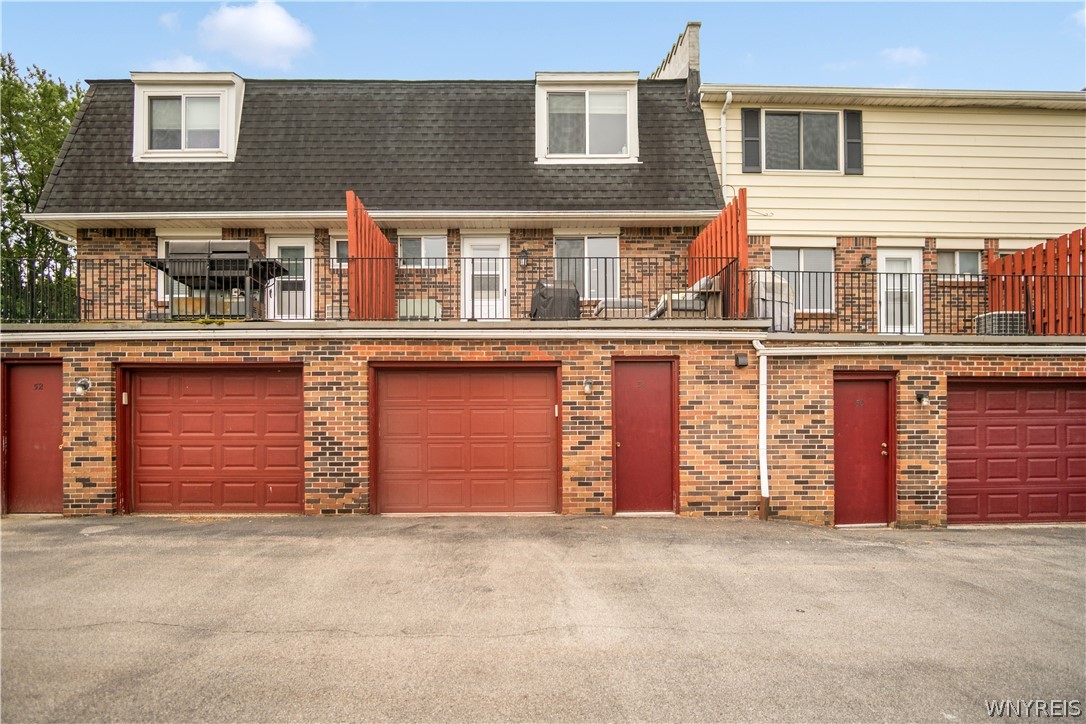 51 Stoneledge Court — photo