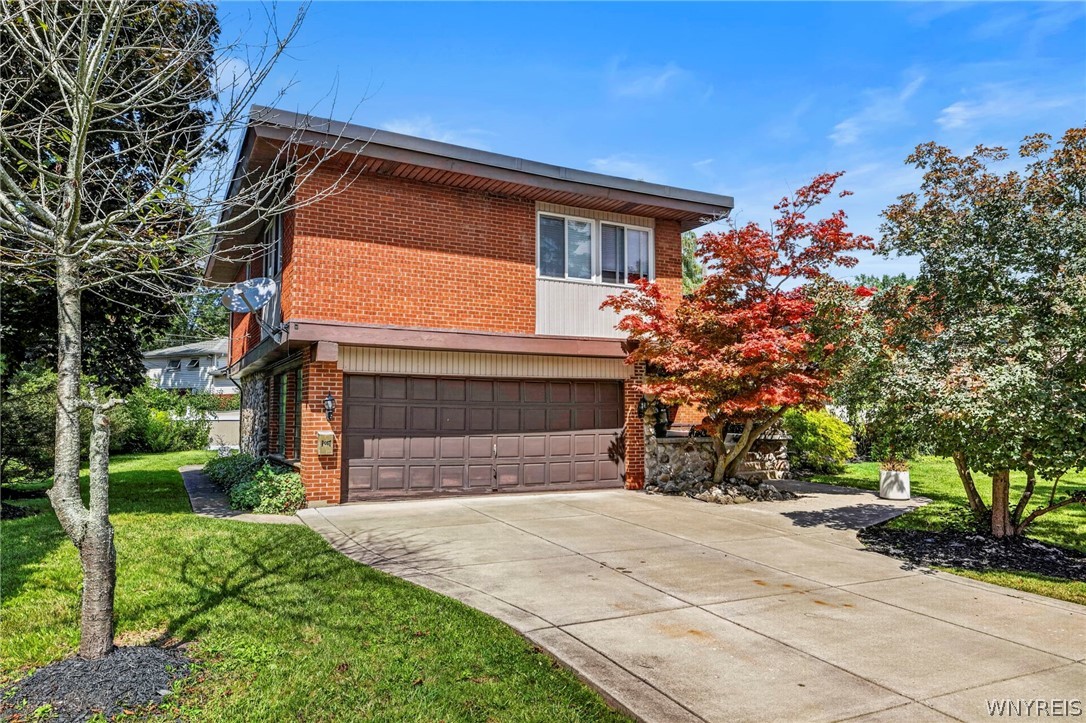 71 Brookedge Drive — photo