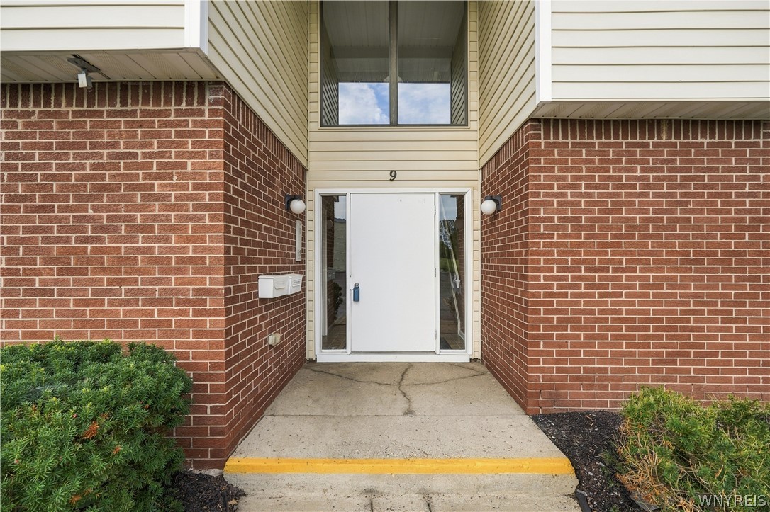 9 Southcreek Court B — photo