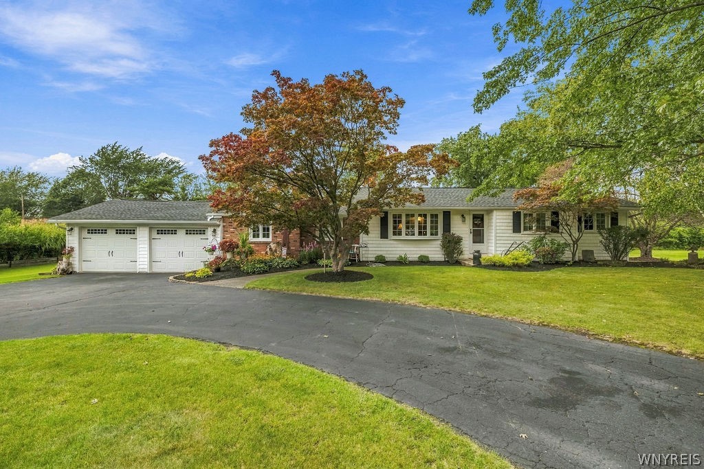 5317 Ashwood Court — photo
